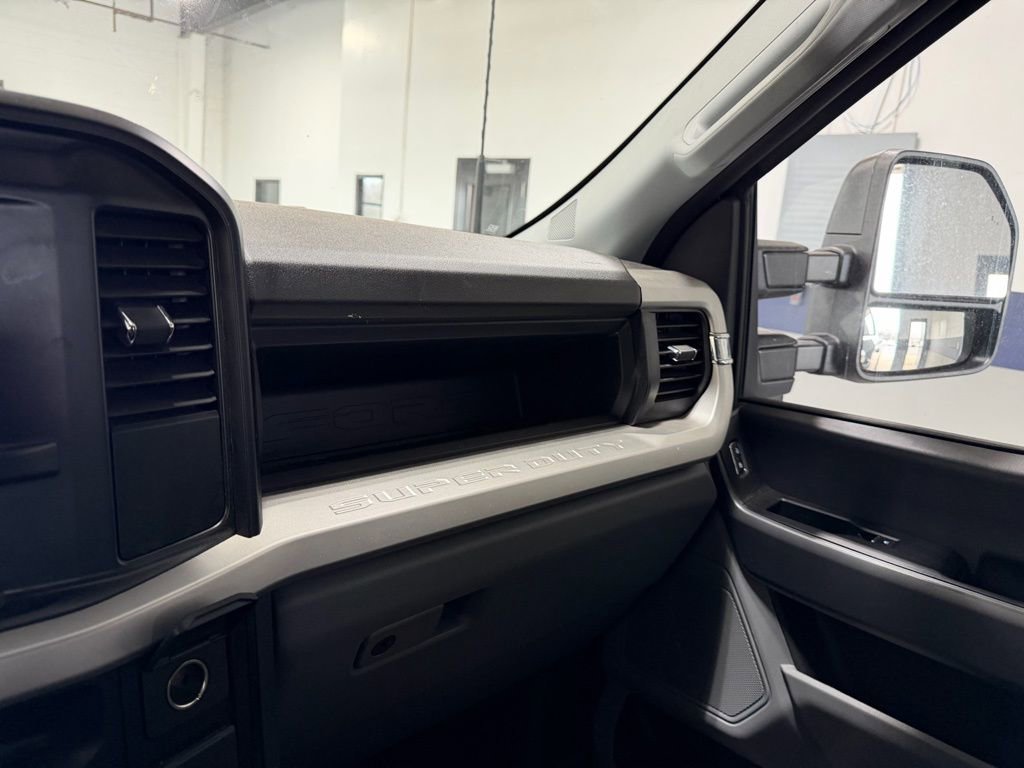 Used 2024 Ford F250 XL w/ STX Appearance Package image 17