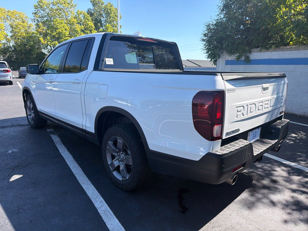 Certified 2025 Honda Ridgeline TrailSport image 3