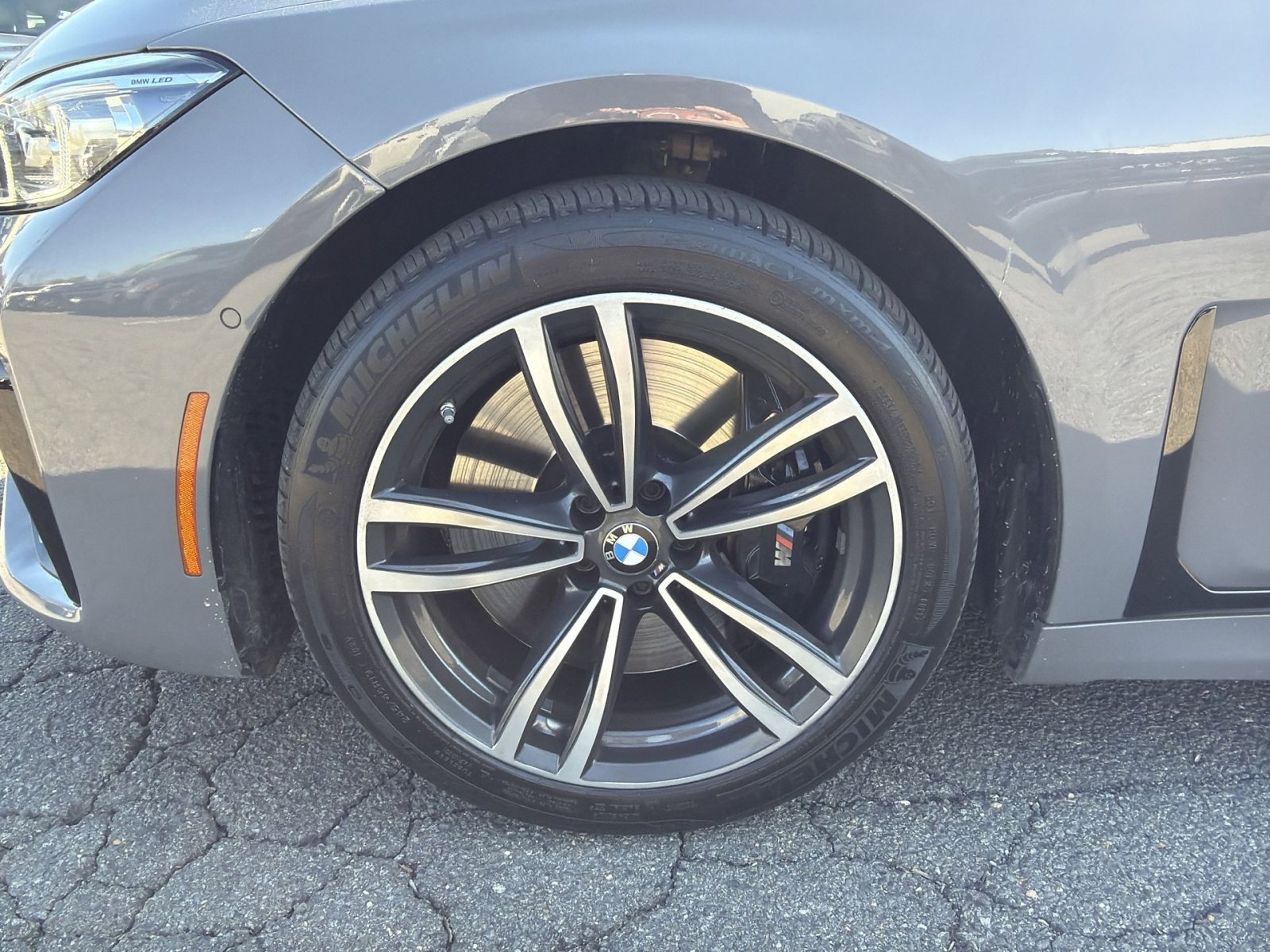 Used 2022 BMW 750i xDrive w/ Executive Package image 12