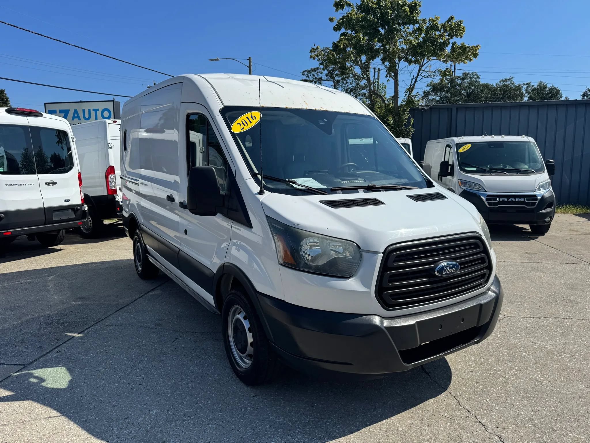Used 2016 Ford Transit 250 130 Medium Roof RWD image 2