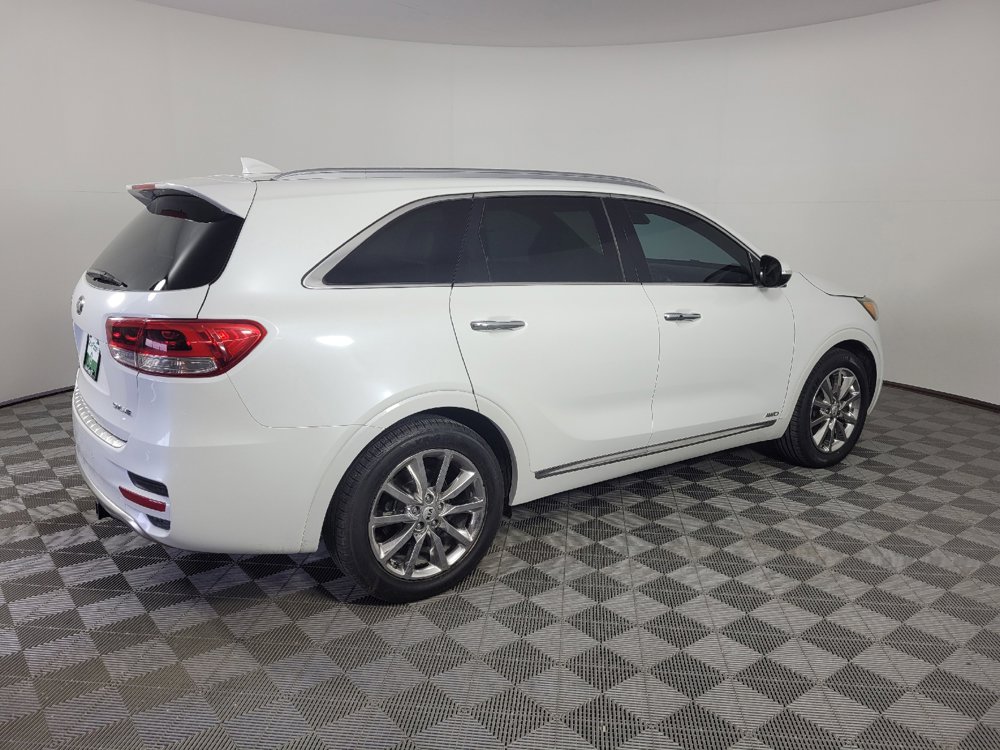 Used 2016 Kia Sorento SX w/ SXL Technology Package AWD/4WD image 10