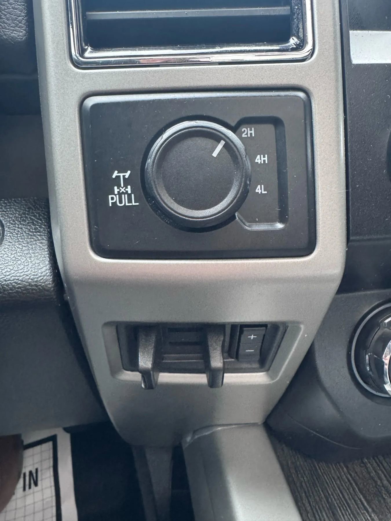 Used 2021 Ford F250 Lariat AWD/4WD image 38