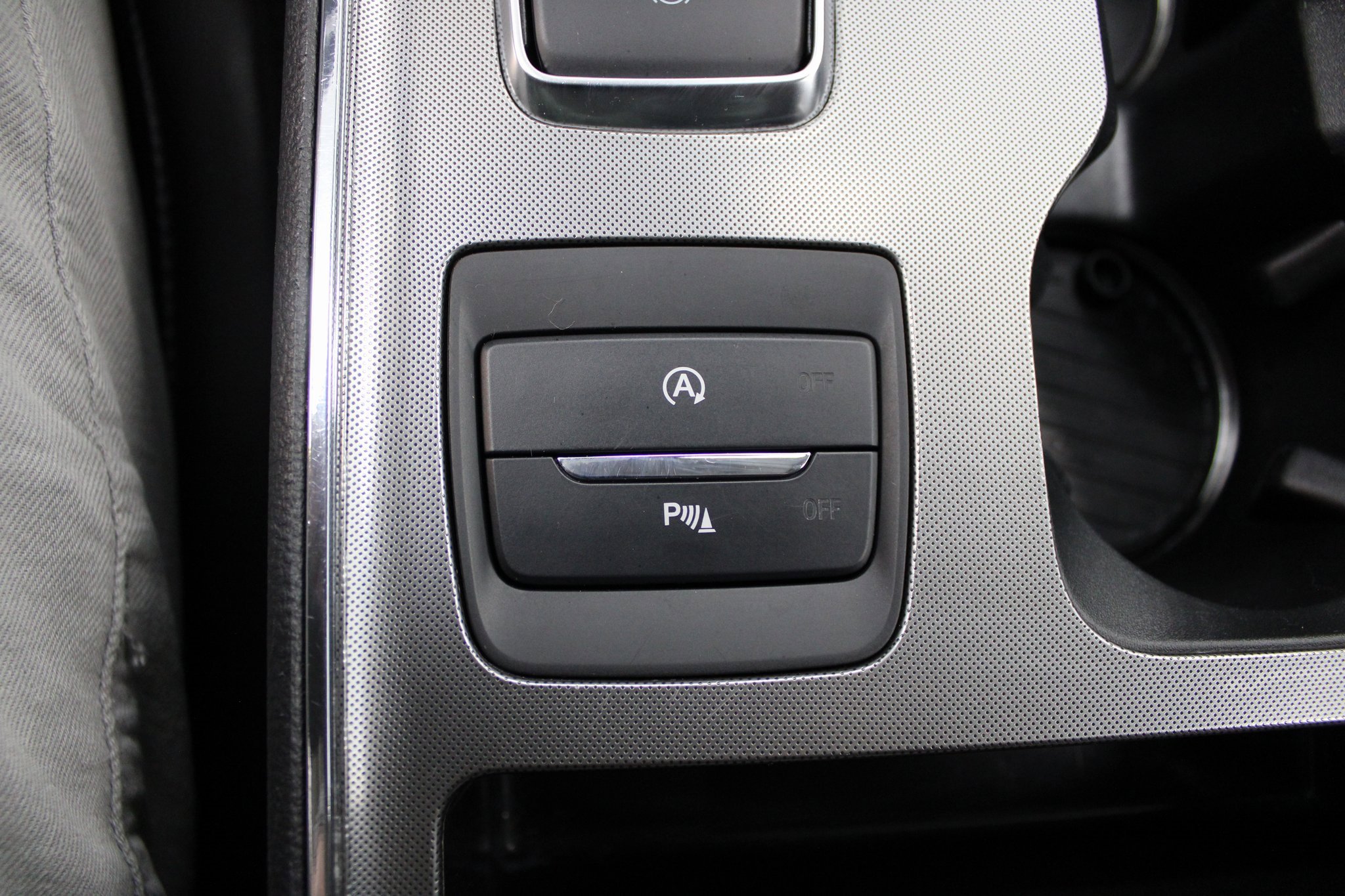 Used 2024 Ford Edge Titanium image 38