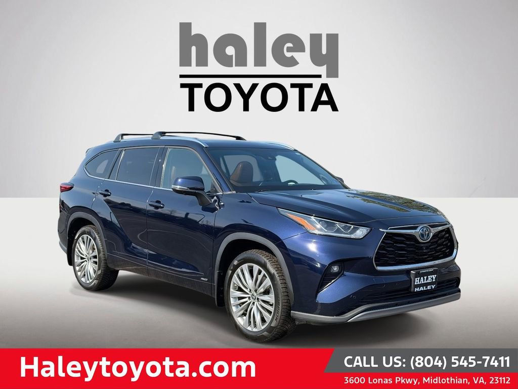 Used 2023 Toyota Highlander Platinum image 1