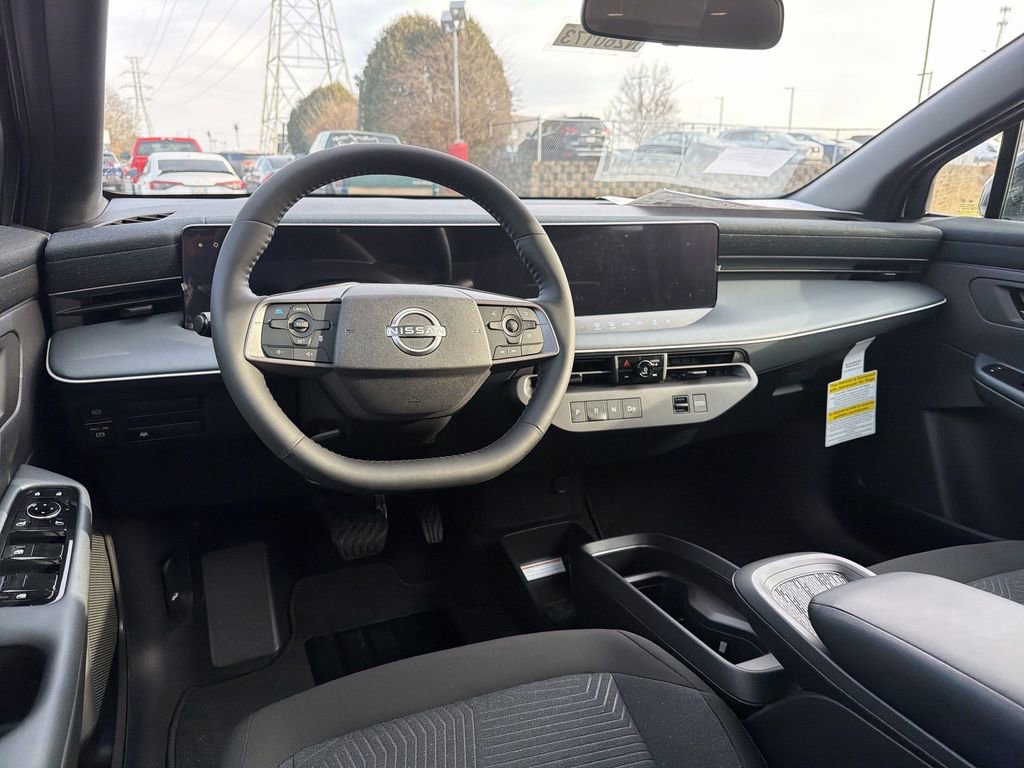 New 2026 Nissan Leaf w/ Illuminated Package FWD image 18