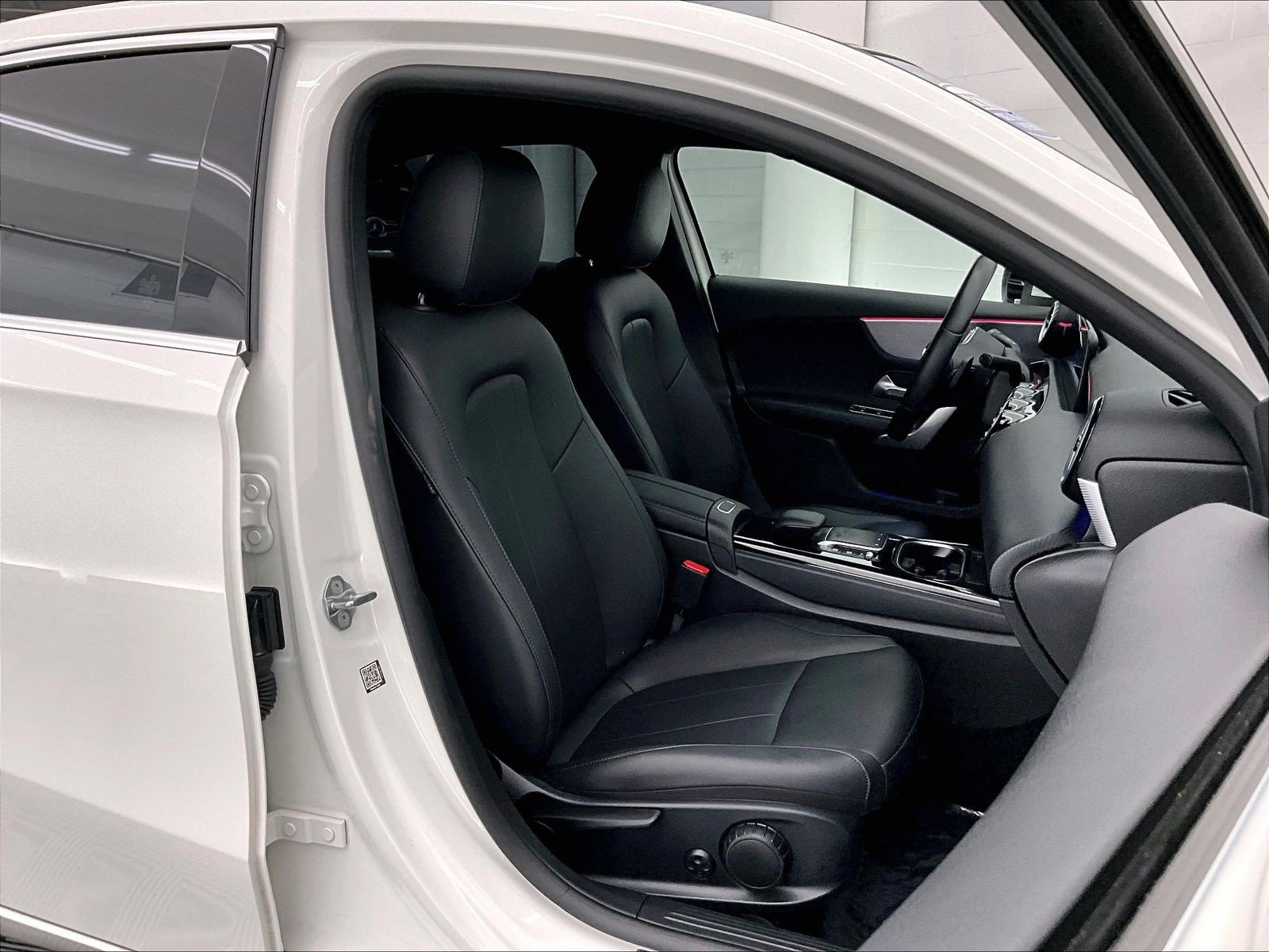 Certified 2022 Mercedes-Benz A 220 image 6