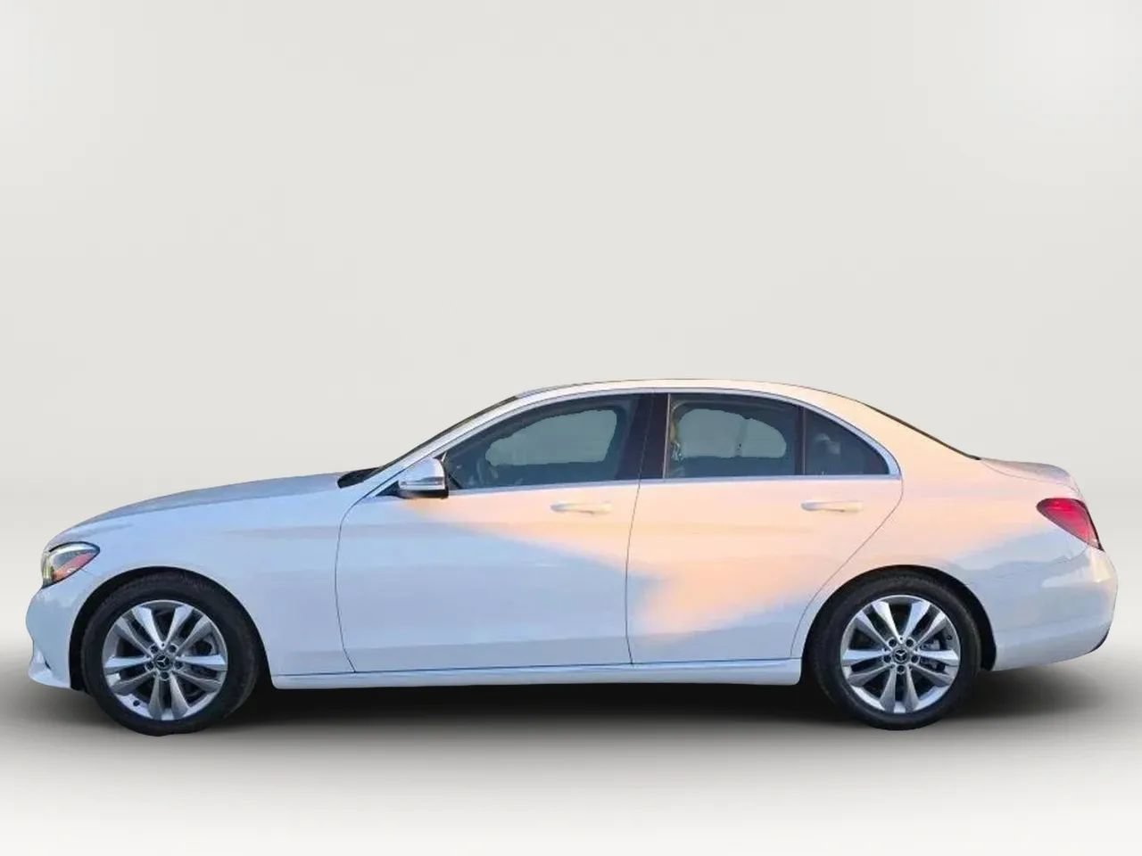 Used 2019 Mercedes-Benz C 300 Sedan image 5