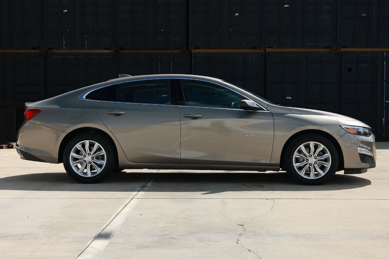 Used 2024 Chevrolet Malibu LT FWD image 13