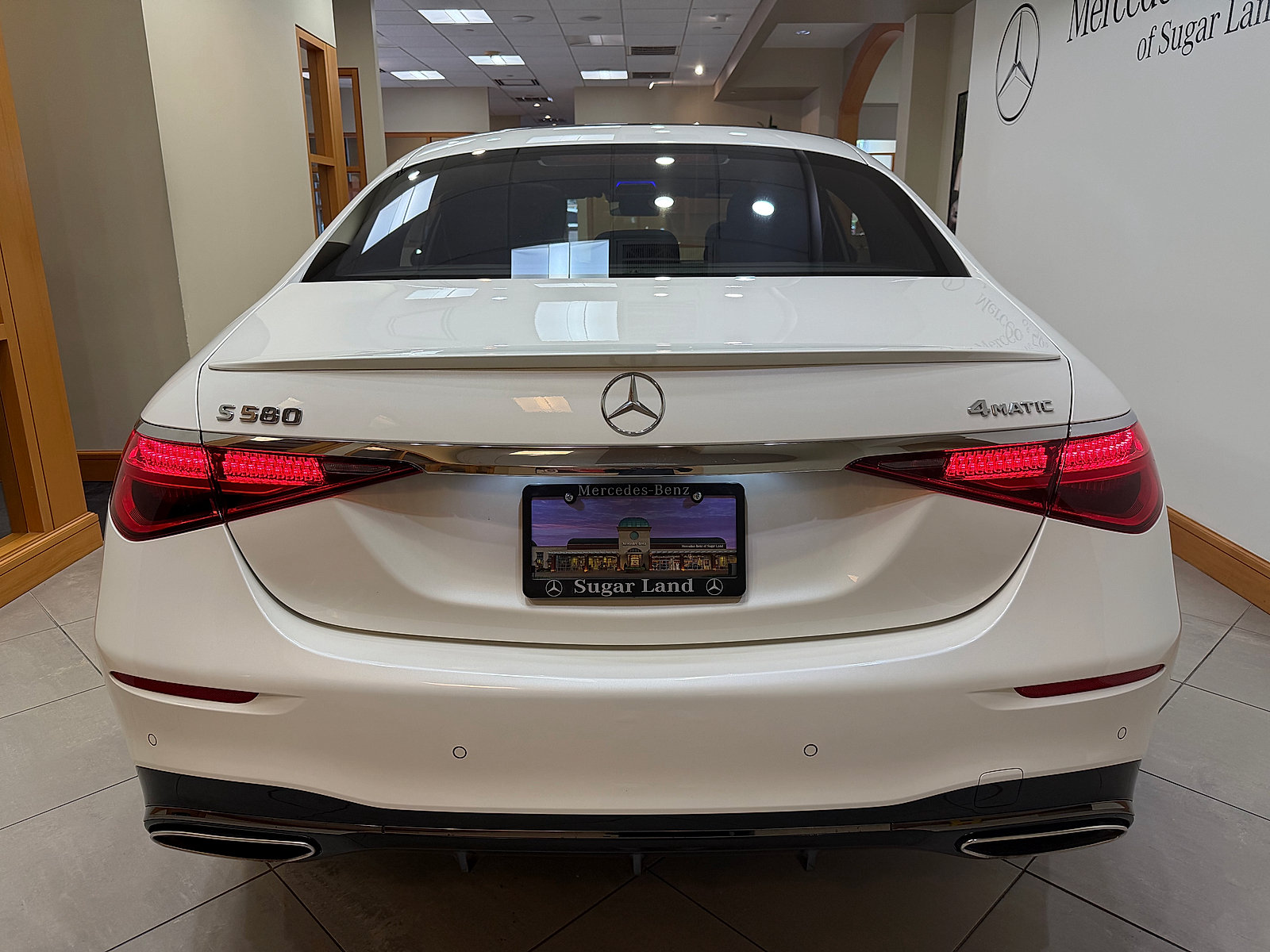 Certified 2023 Mercedes-Benz S 580 4MATIC Sedan image 5