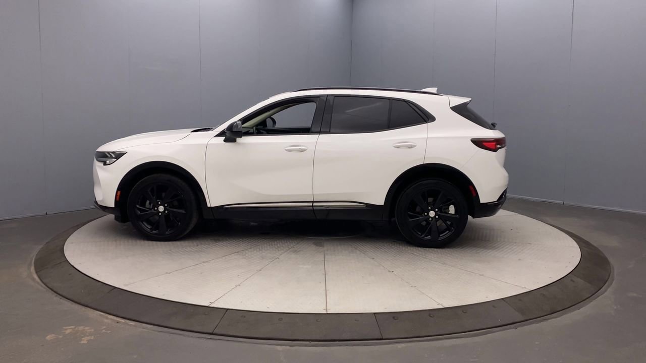 Used 2021 Buick Envision Essence w/ Sport Touring Package AWD/4WD image 2