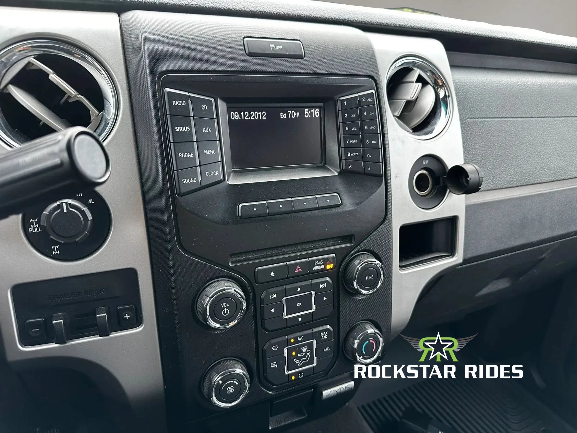 Used 2013 Ford F150 XLT w/ Mid Equipment Group AWD/4WD image 20