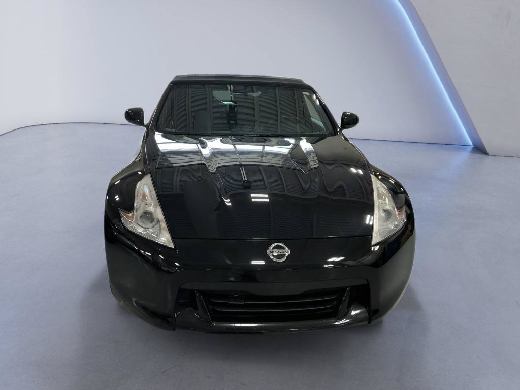 Used 2012 Nissan 370Z Touring w/ Sport Pkg RWD image 2