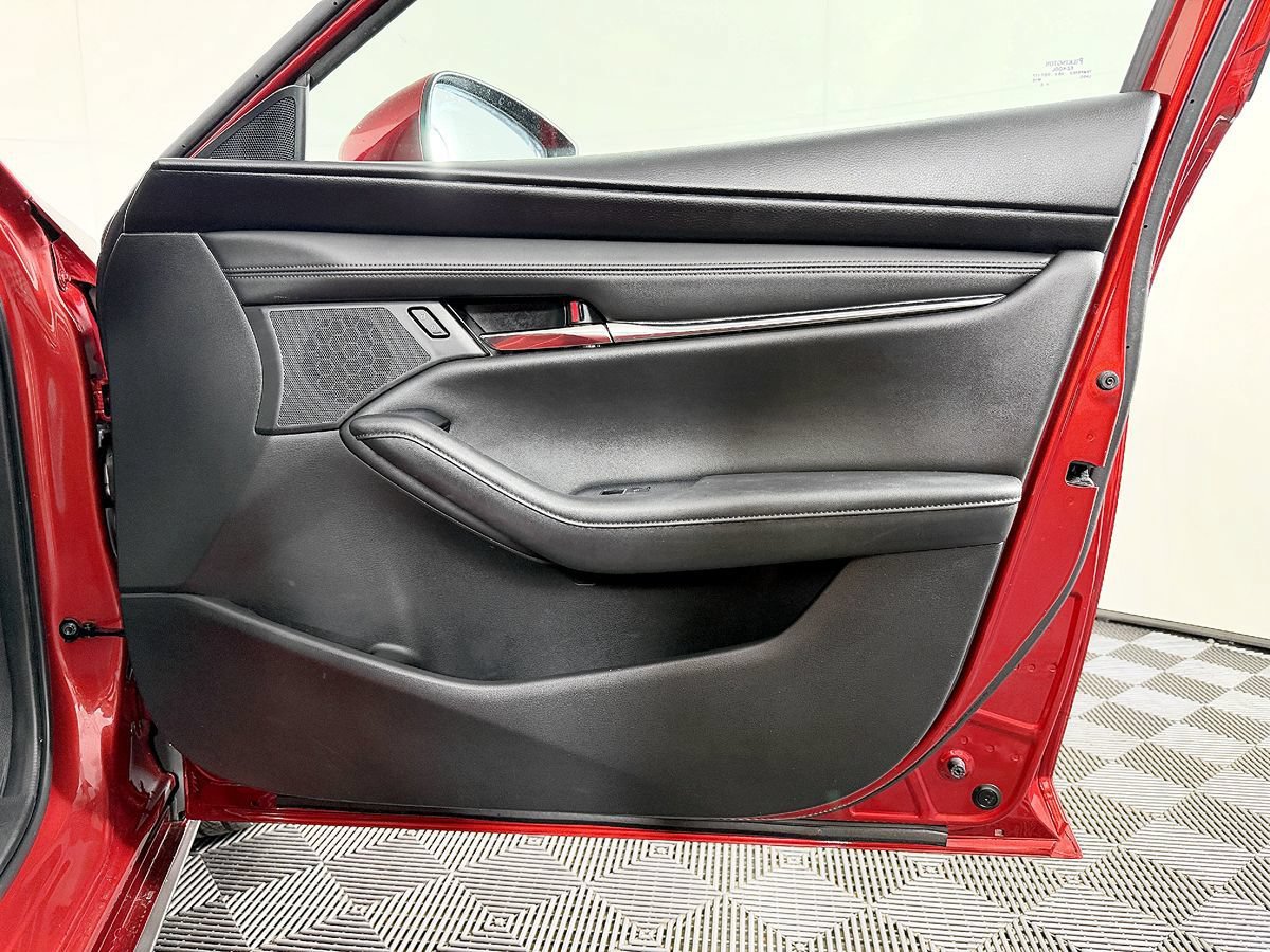 Used 2021 MAZDA MAZDA3 s FWD image 44