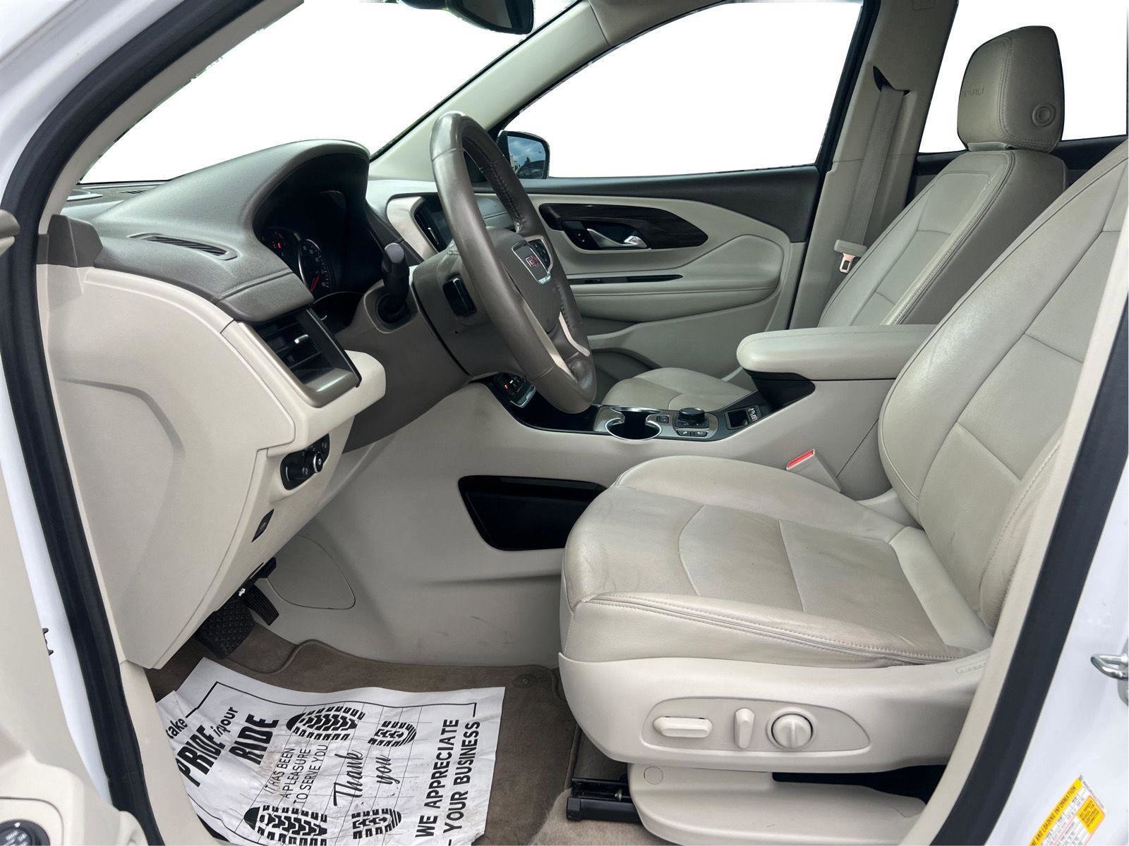 Used 2018 GMC Terrain Denali w/ Advanced Safety Package FWD image 10