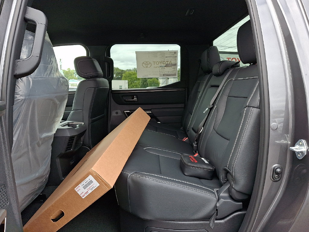 New 2026 Toyota Tundra Limited w/ Limited PVM Package AWD/4WD image 6