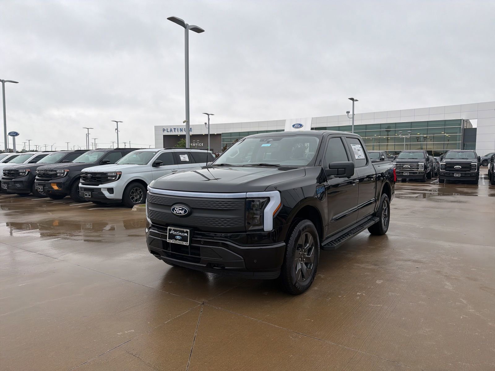 New 2025 Ford F150 Lightning Flash AWD/4WD image 1
