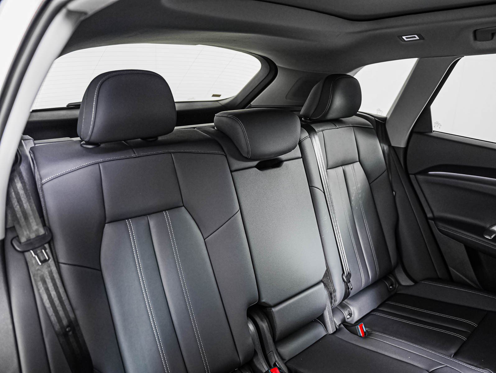 Certified 2026 Audi Q5 Premium AWD/4WD image 10