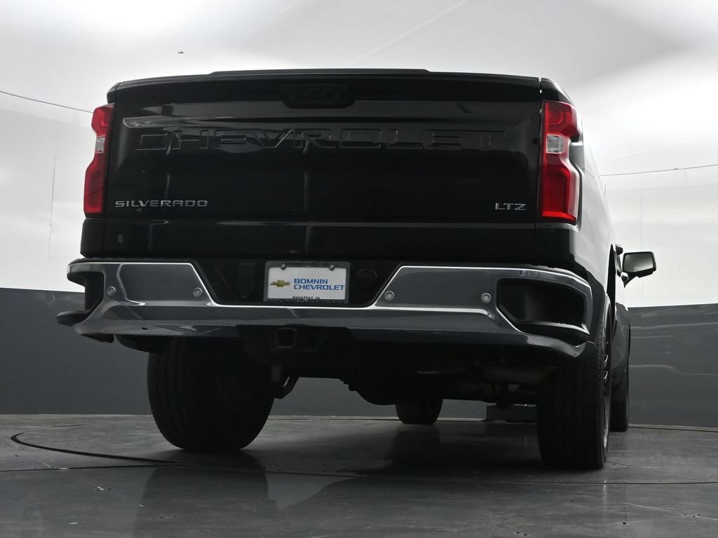 Certified 2022 Chevrolet Silverado 1500 LTZ w/ LTZ Premium Package AWD/4WD image 35