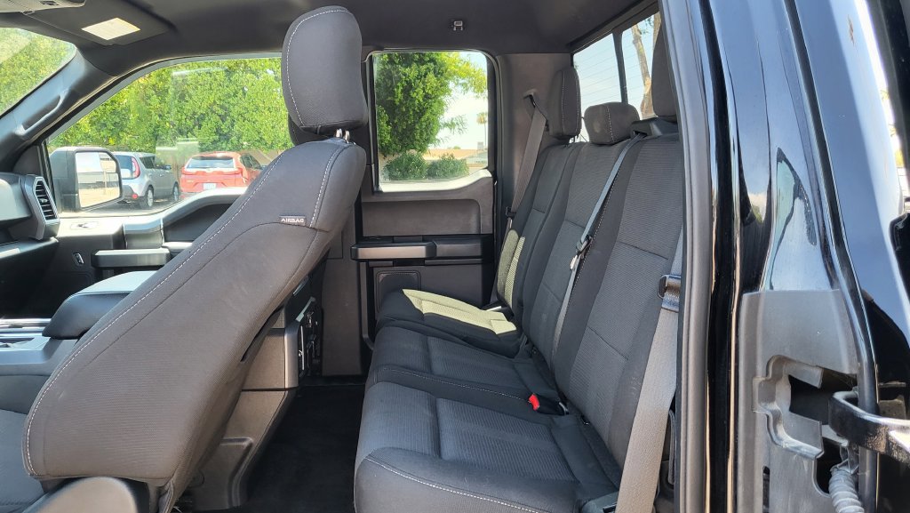 Used 2017 Ford F150 XLT w/ Equipment Group 302A Luxury AWD/4WD image 30