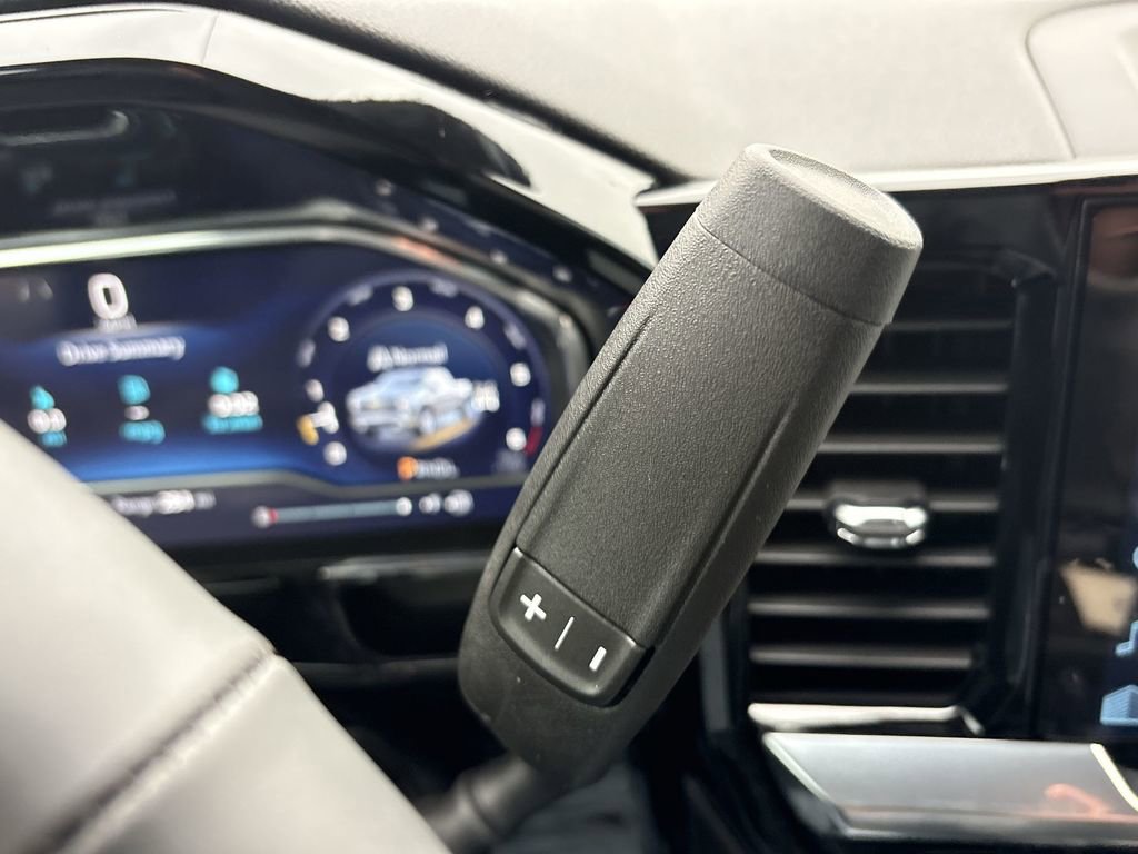 New 2025 Chevrolet Silverado 1500 LT image 18