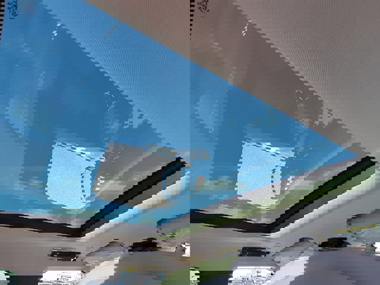 Used 2023 Land Rover Range Rover Sport SE image 20