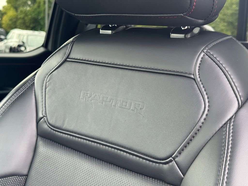 Used 2025 Ford F150 Raptor image 23