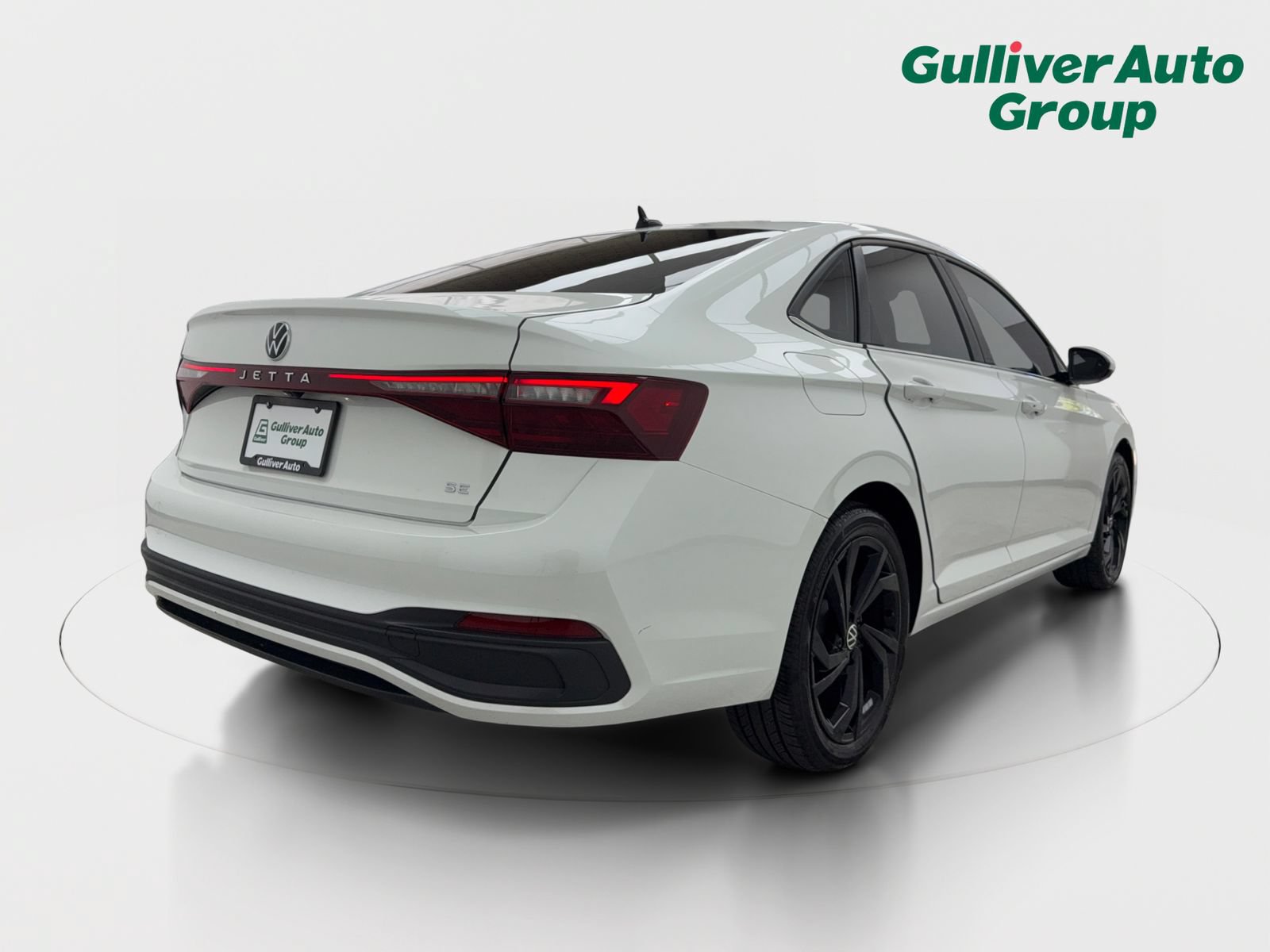 Used 2025 Volkswagen Jetta SE w/ Sunroof Package FWD image 8