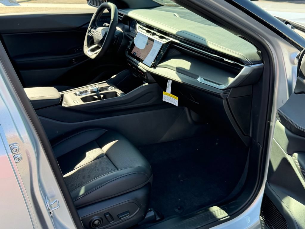 New 2026 Jeep Cherokee Overland w/ Advanced Pro Tech Group AWD/4WD image 20