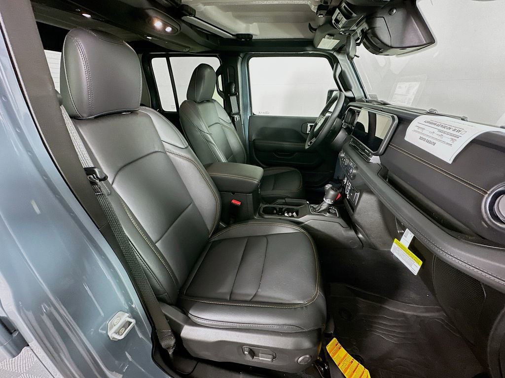 New 2026 Jeep Gladiator Sport AWD/4WD image 34