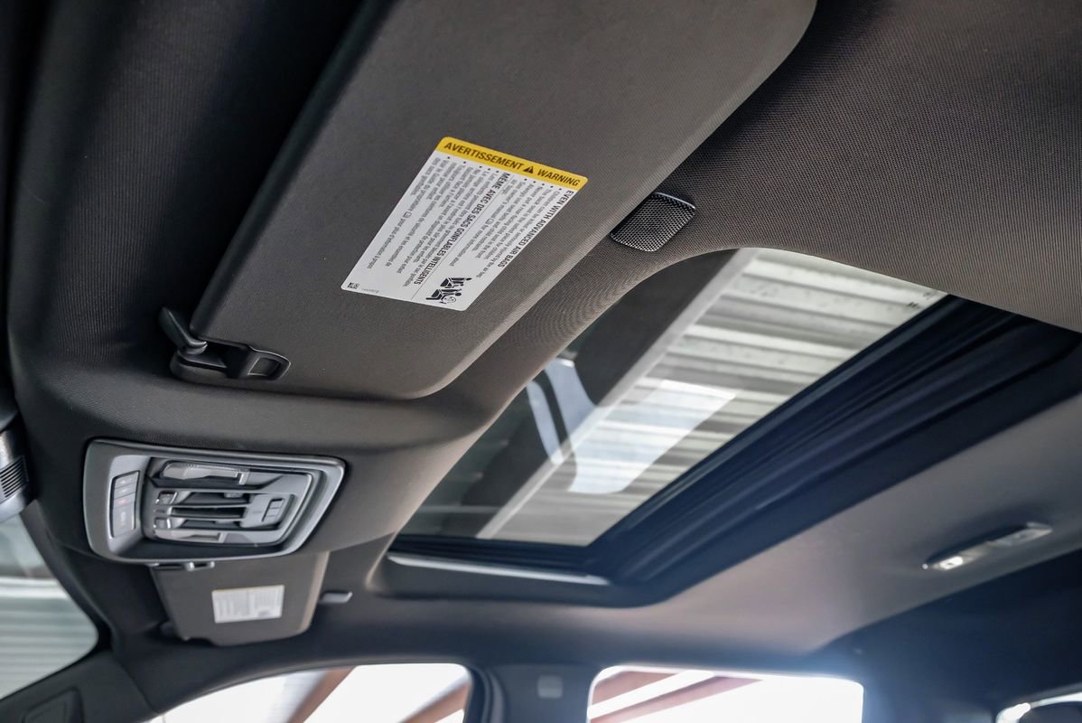 Used 2025 Chevrolet Silverado 3500 High Country w/ High Country Premium Package image 22