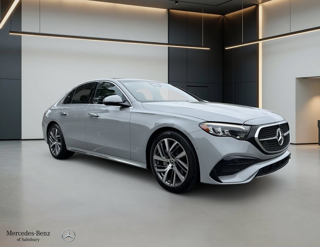 Certified 2025 Mercedes-Benz E 350 4MATIC Sedan image 3