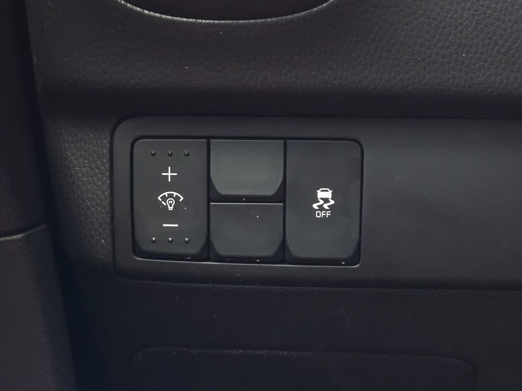 Used 2014 Kia Soul FWD image 17