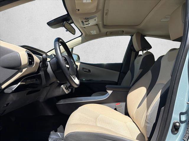 Used 2016 Toyota Prius Three w/ Advanced Technology Package FWD image 13