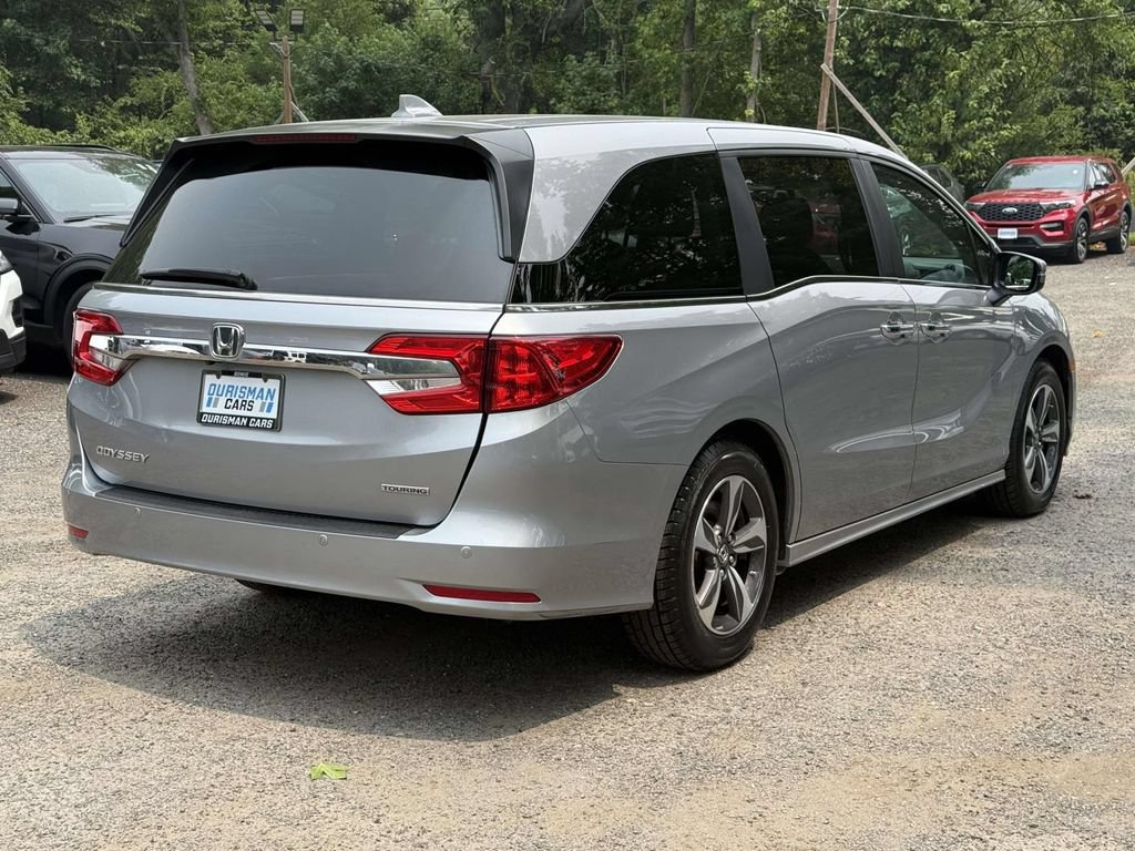 Used 2019 Honda Odyssey Touring image 2