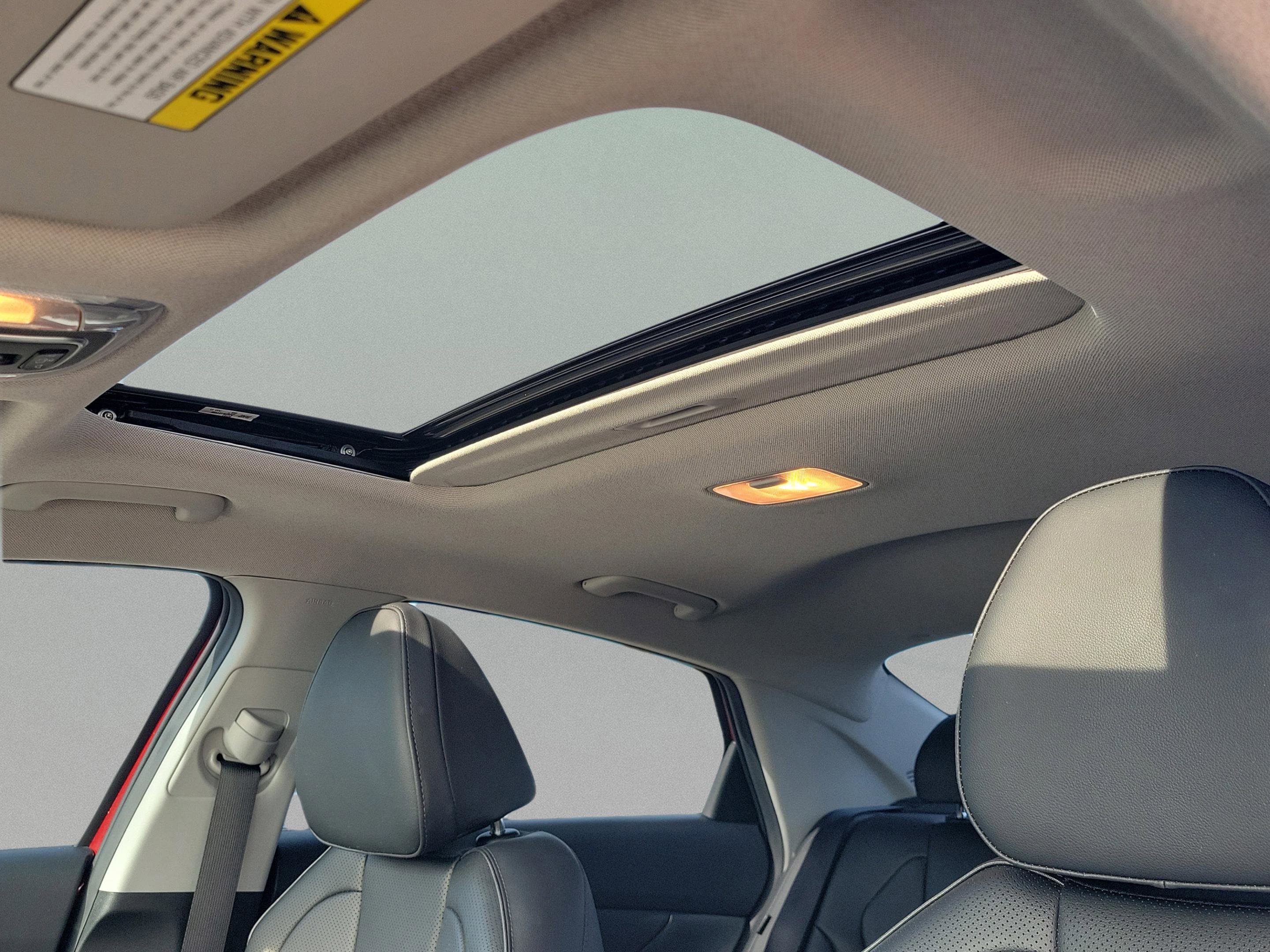 Certified 2024 Hyundai Elantra Limited image 26