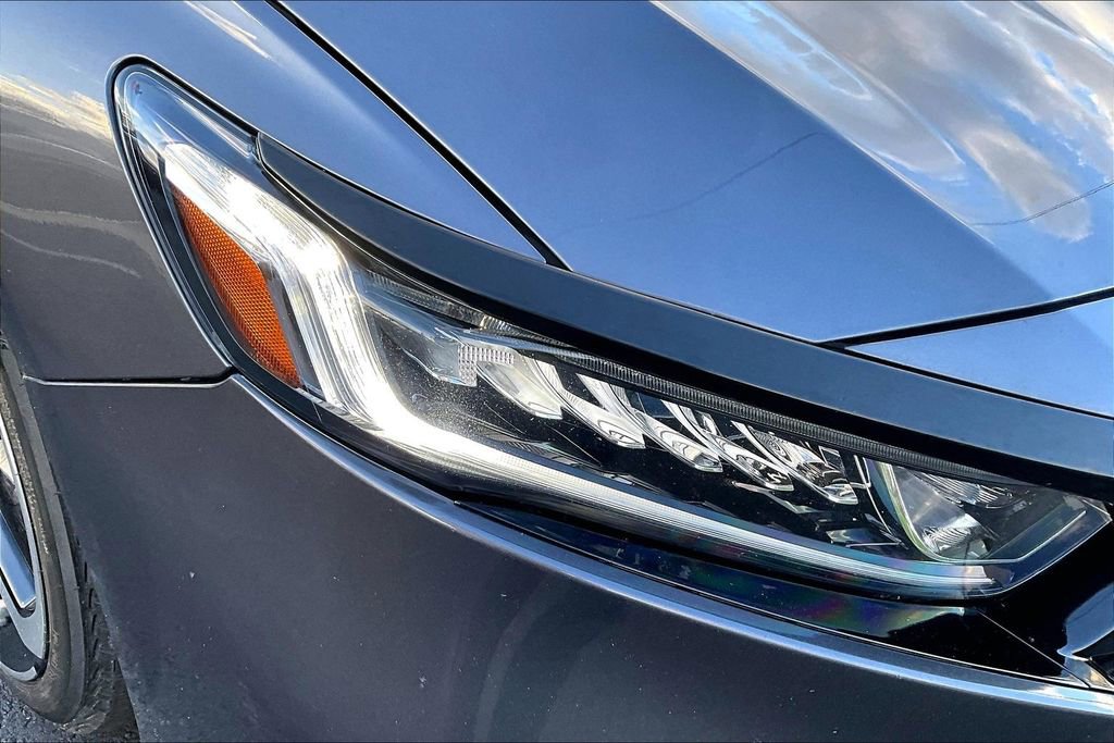 Used 2020 Honda Accord Sport image 29