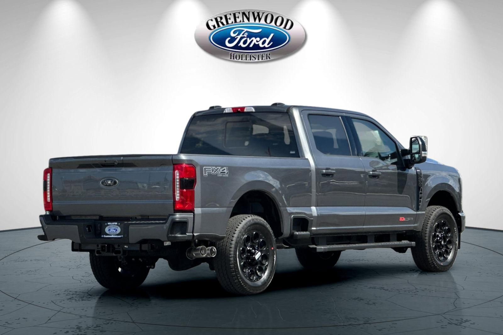 New 2026 Ford F250 Lariat w/ Black Appearance Package image 4