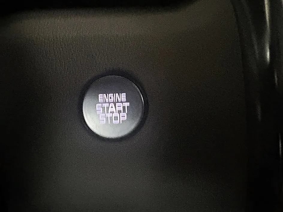Used 2023 Kia Sorento SX FWD image 25