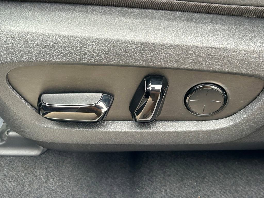 Used 2024 Lexus NX 350h AWD w/ Vision Package image 27