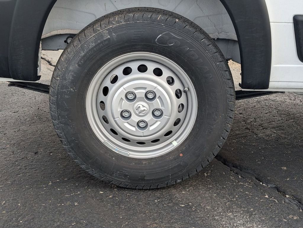 Used 2024 RAM ProMaster 2500 image 10