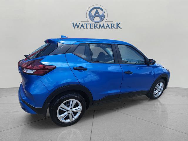 Used 2025 Nissan Kicks Play S FWD image 5