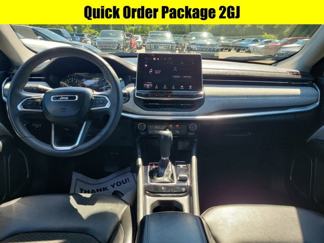 Used 2022 Jeep Compass Latitude AWD/4WD image 8