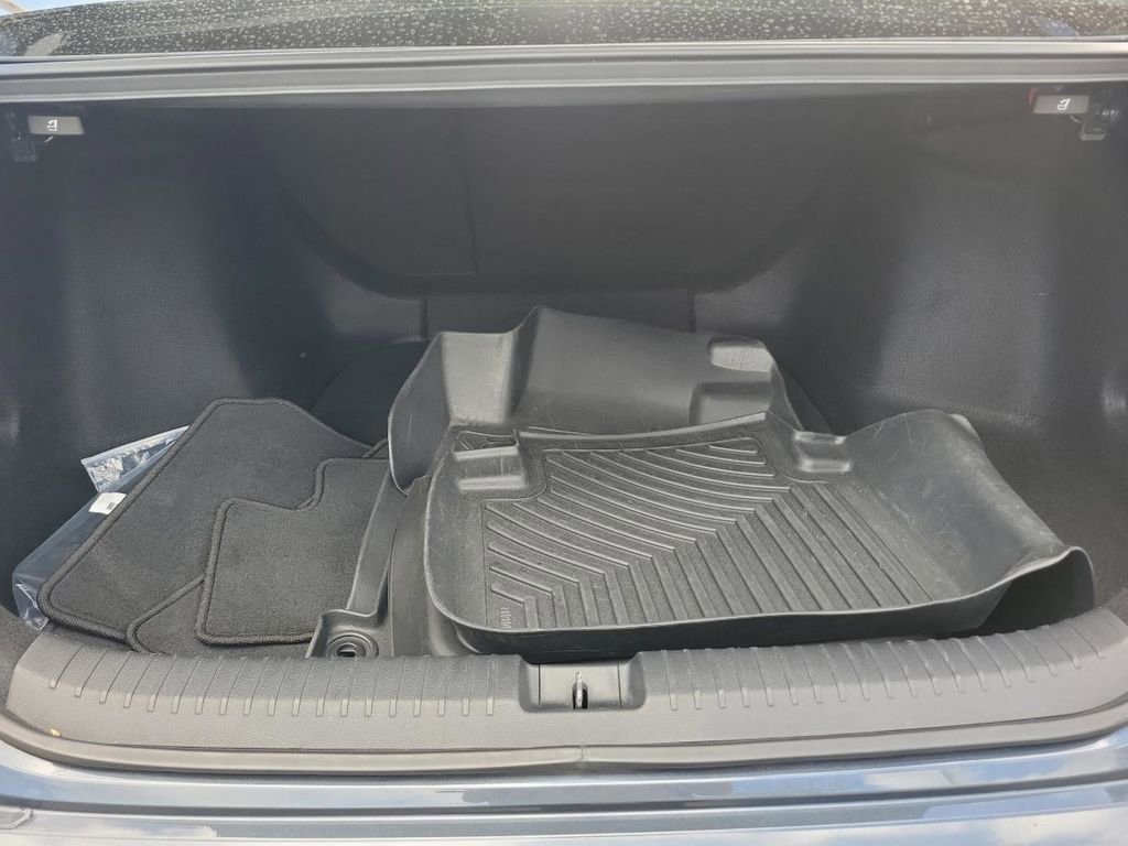 Used 2023 Honda Accord EX image 34