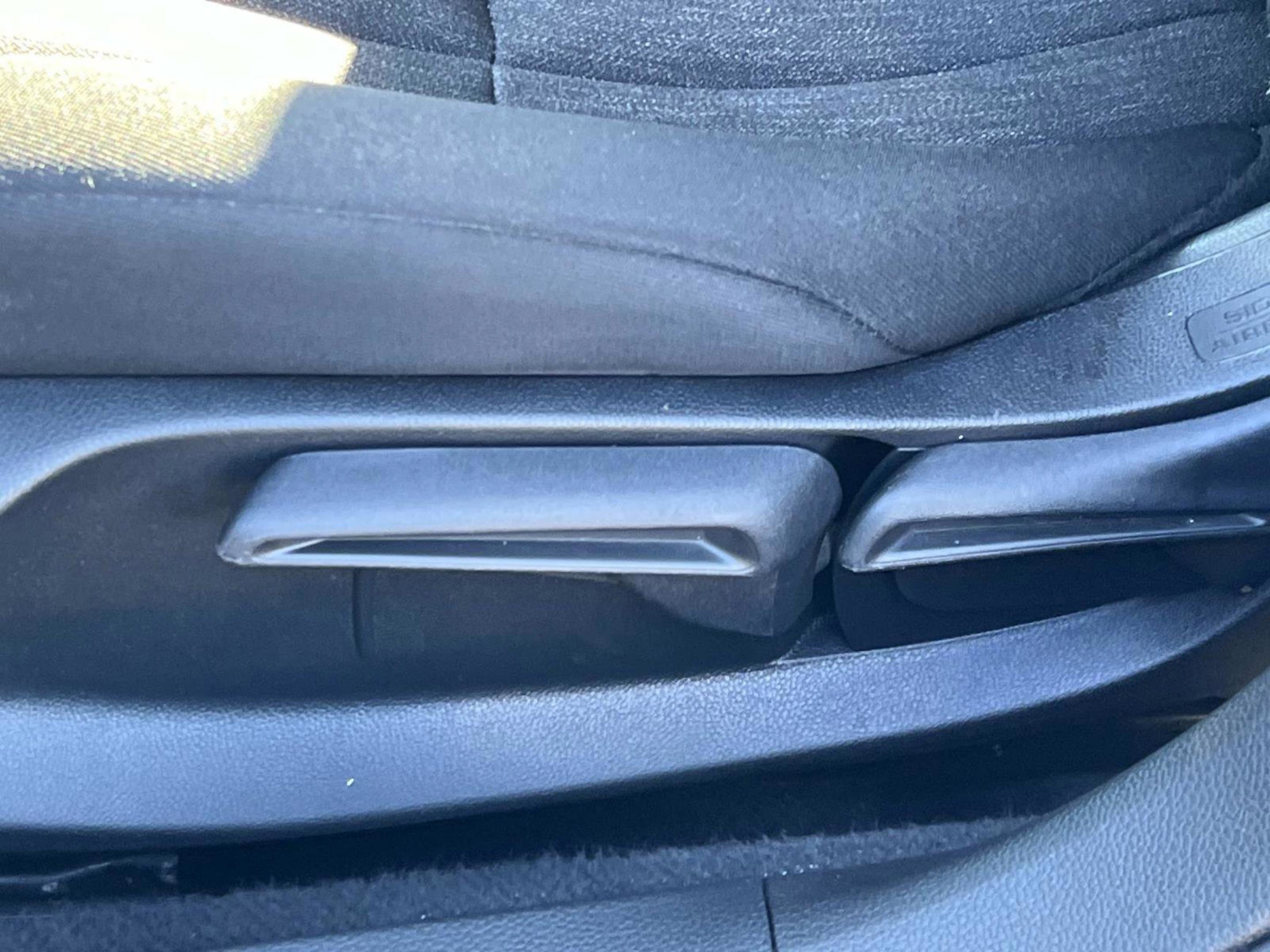 Used 2023 Honda Accord LX image 27