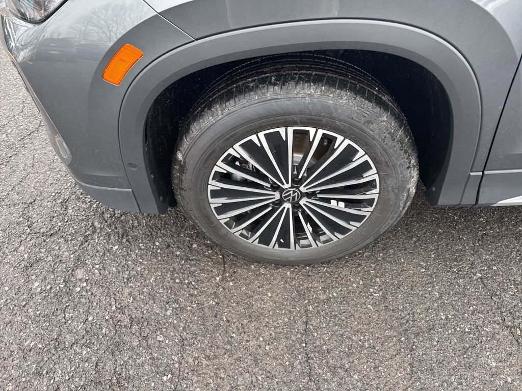 New 2026 Volkswagen Tiguan S image 8