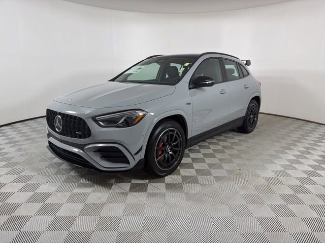 New 2026 Mercedes-Benz GLA 35 AMG 4MATIC image 3