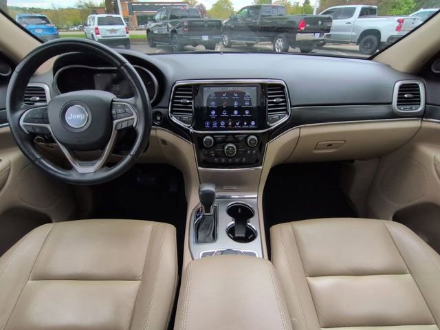 Used 2020 Jeep Grand Cherokee Limited AWD/4WD image 23