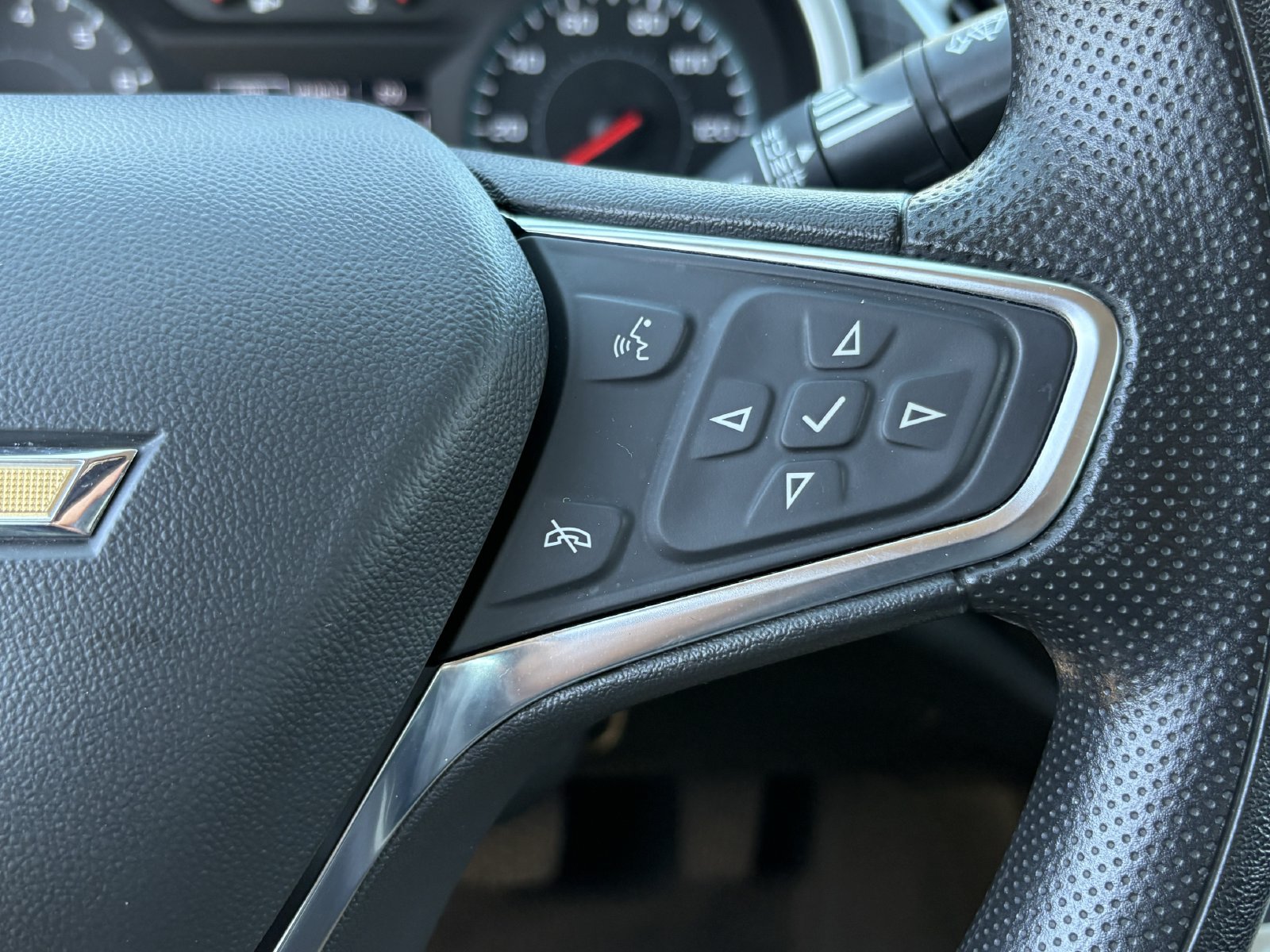 Used 2024 Chevrolet Malibu LT FWD image 38