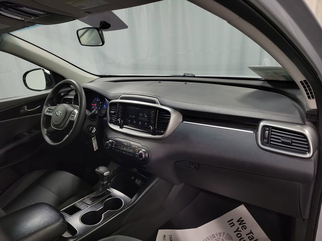 Used 2020 Kia Sorento L image 29