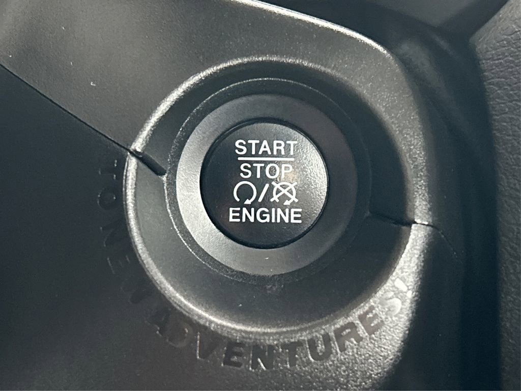 Used 2020 Jeep Renegade Altitude image 28